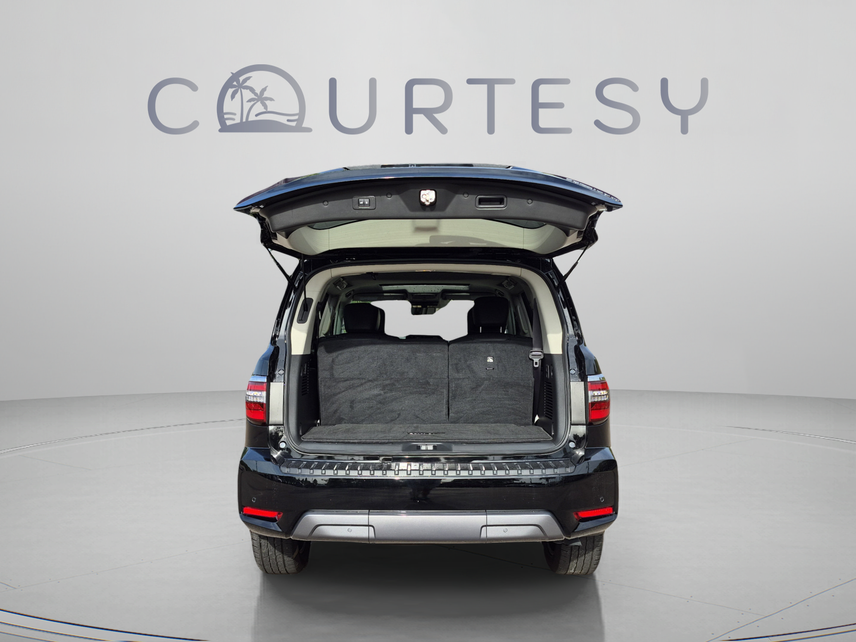 Certified 2023 Nissan Armada Platinum w/ Captain's Chairs Package RWD image 11