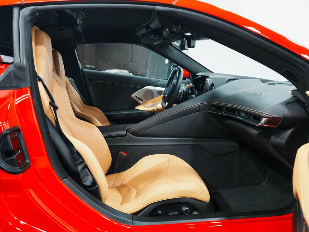 Used 2020 Chevrolet Corvette Stingray Preferred Cpe w/ 2LT Preferred Equipment Group image 2