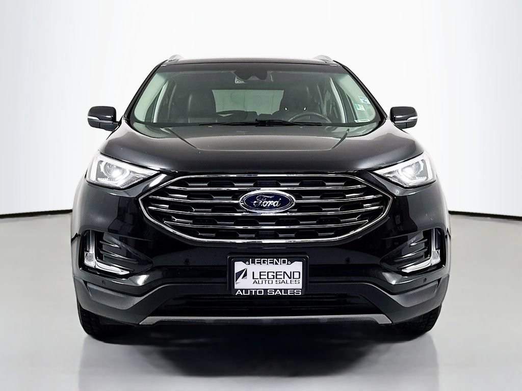 Used 2020 Ford Edge Titanium w/ Cargo Accessory Package FWD image 2