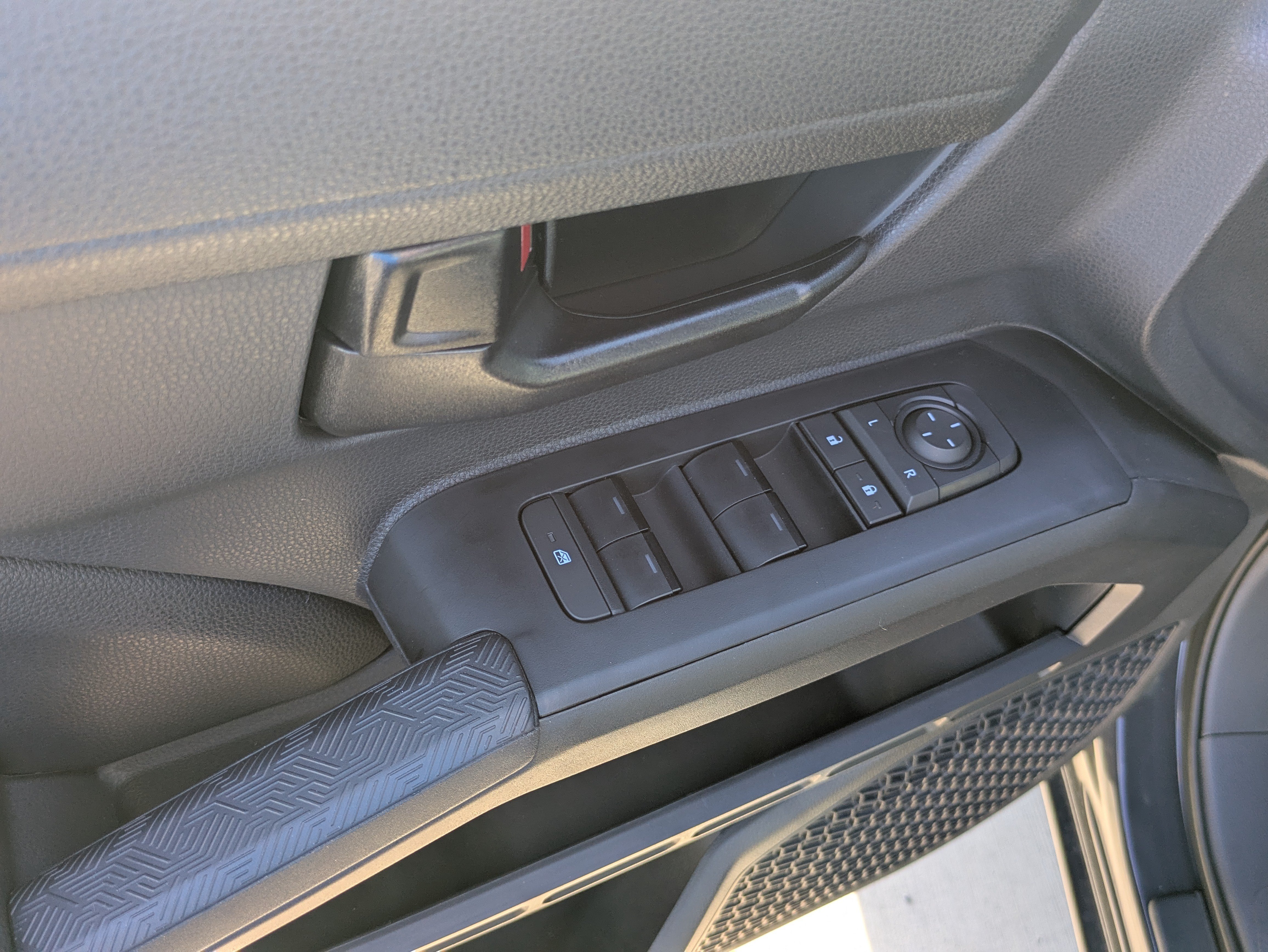 New 2026 Toyota Tacoma SR5 RWD image 10