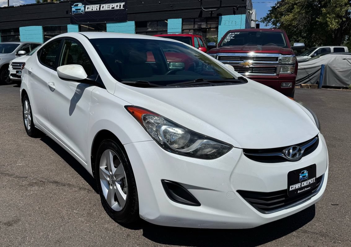 Used 2013 Hyundai Elantra GLS FWD image 1