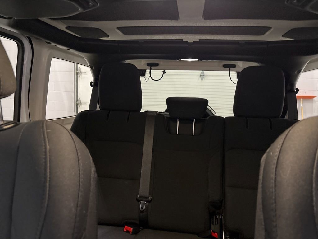 Used 2019 Jeep Wrangler Unlimited Sahara w/ Cold Weather Group image 23