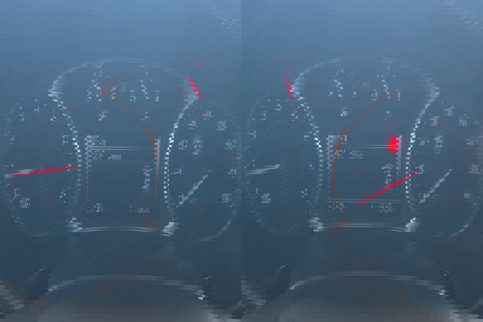 Used 2017 Chevrolet Malibu Premier image 32