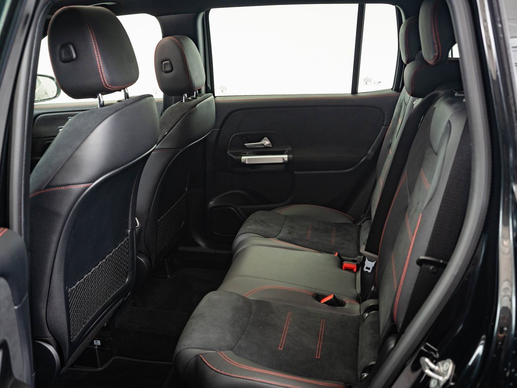 Certified 2022 Mercedes-Benz GLB 35 AMG 4MATIC image 35