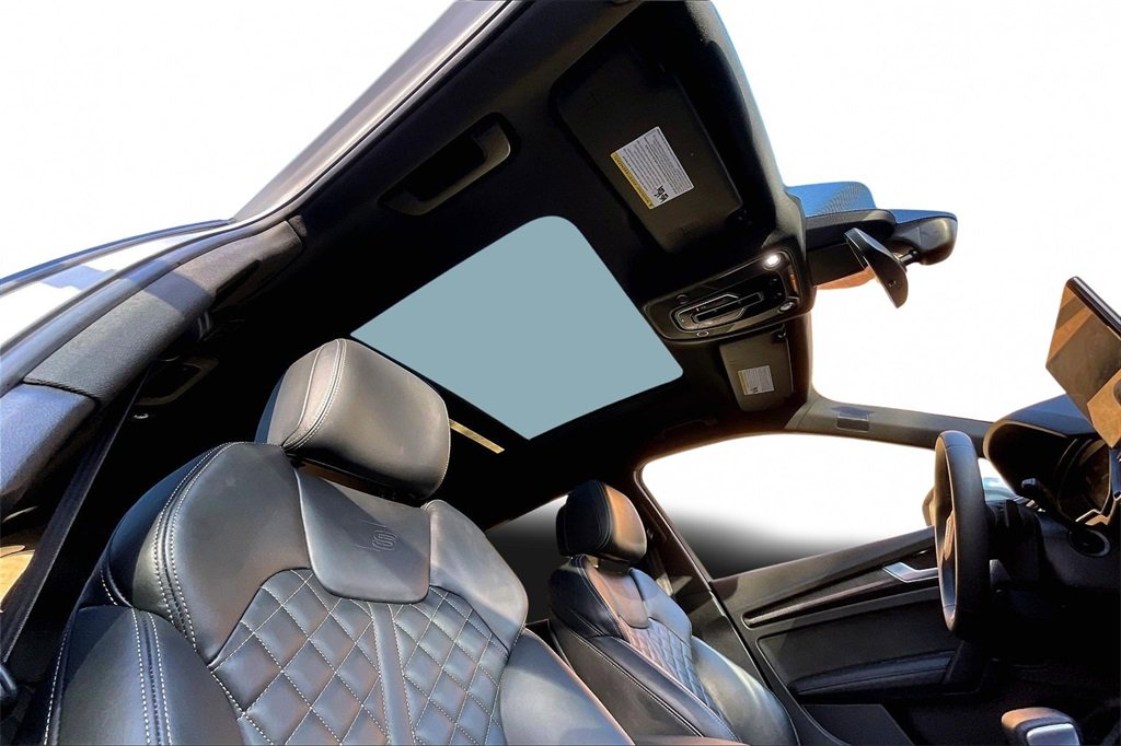 Used 2024 Audi SQ5 Premium Plus w/ Premium Plus Package image 27