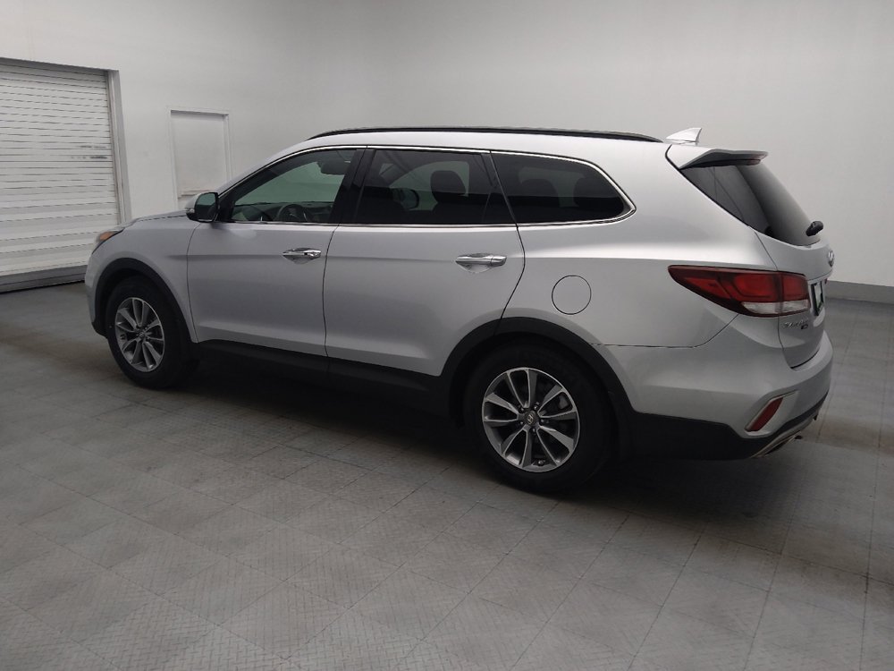 Used 2019 Hyundai Santa Fe XL SE w/ SE Premium Package 02 FWD image 3