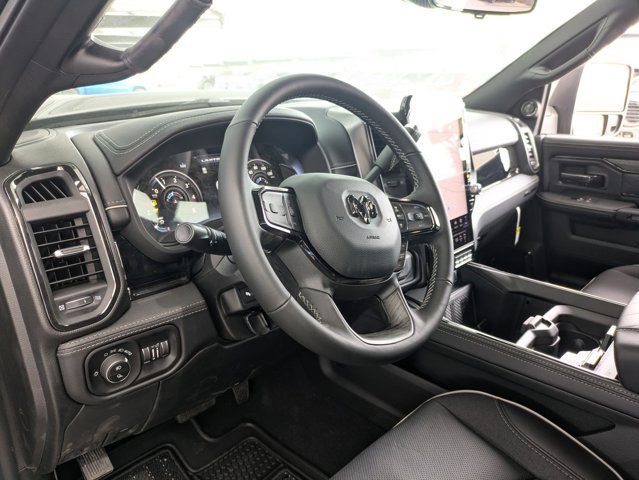 New 2026 RAM 2500 Limited AWD/4WD image 3