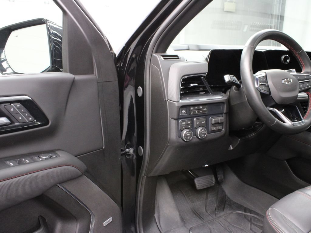 Used 2026 Chevrolet Tahoe RST w/ RST Capability Package AWD/4WD image 62