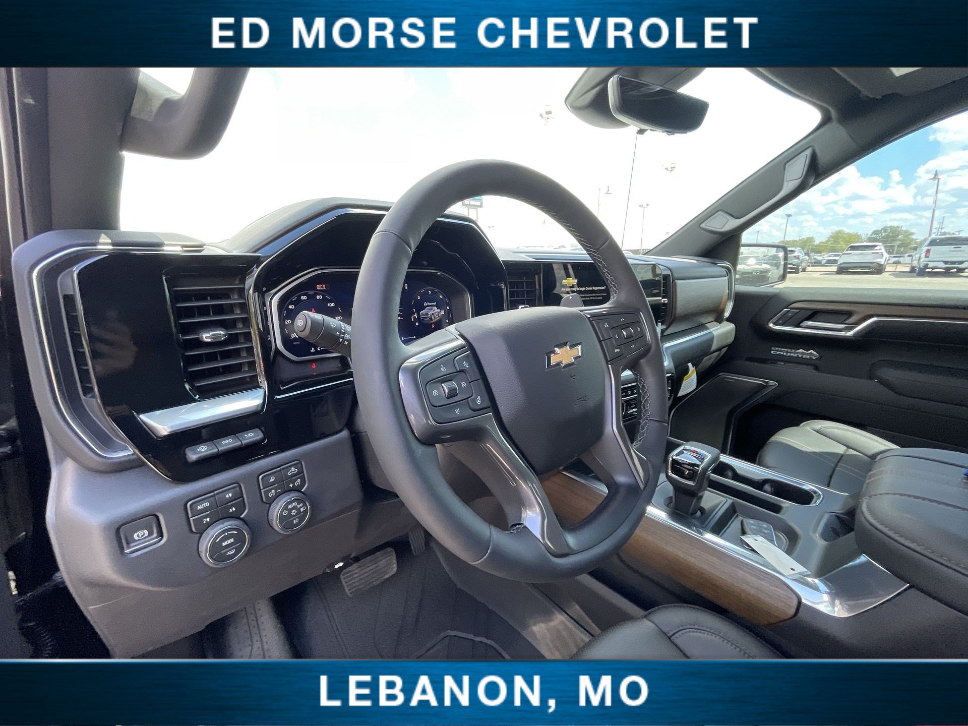 New 2026 Chevrolet Silverado 1500 High Country w/ High Country Premium Package AWD/4WD image 10
