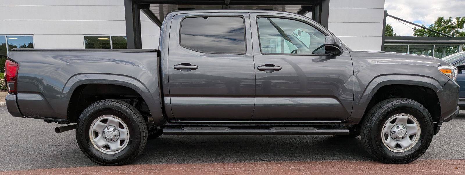 Used 2021 Toyota Tacoma SR AWD/4WD image 6