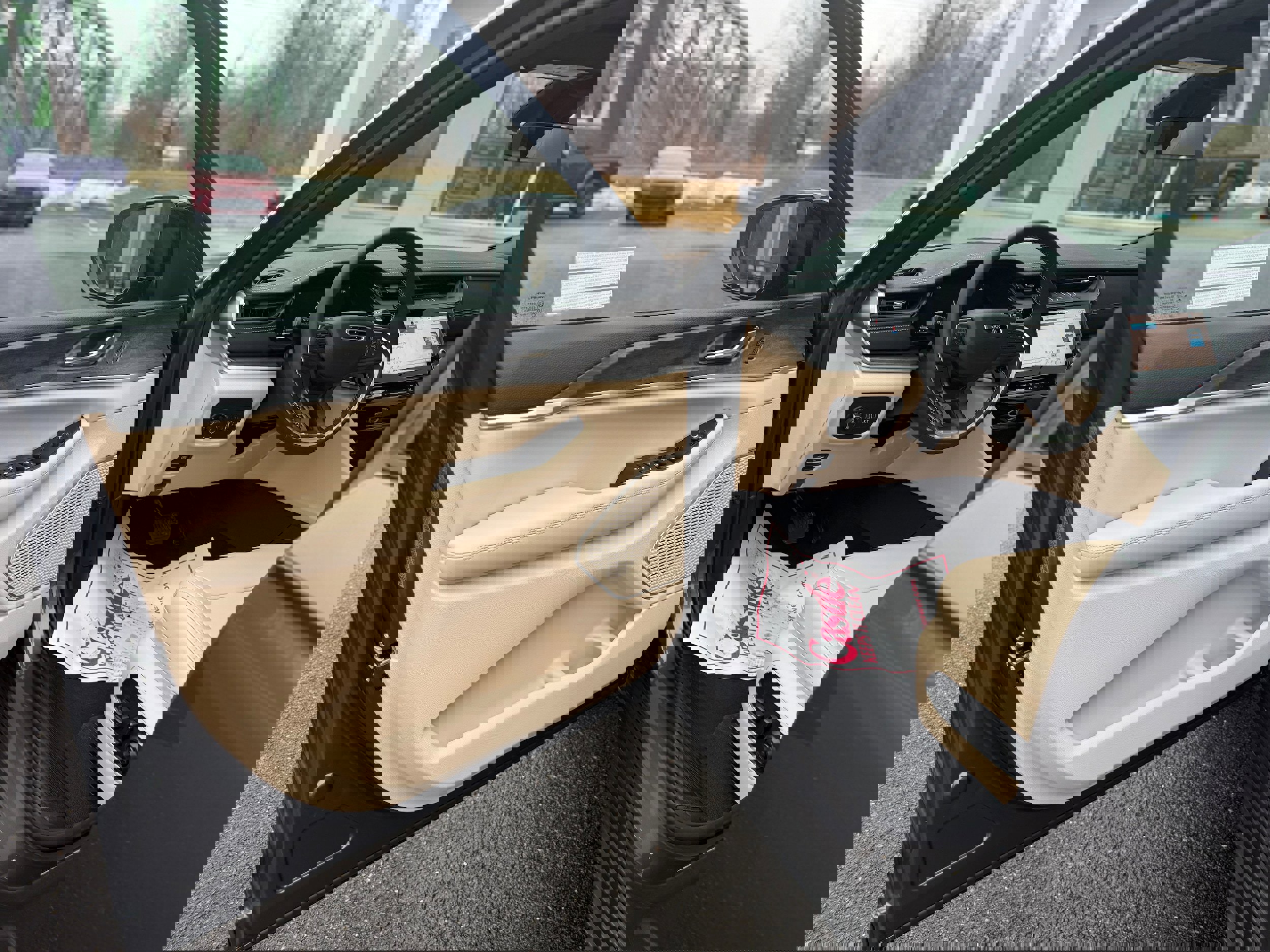 New 2026 Jeep Grand Cherokee L Limited w/ Limited Altitude Package image 16