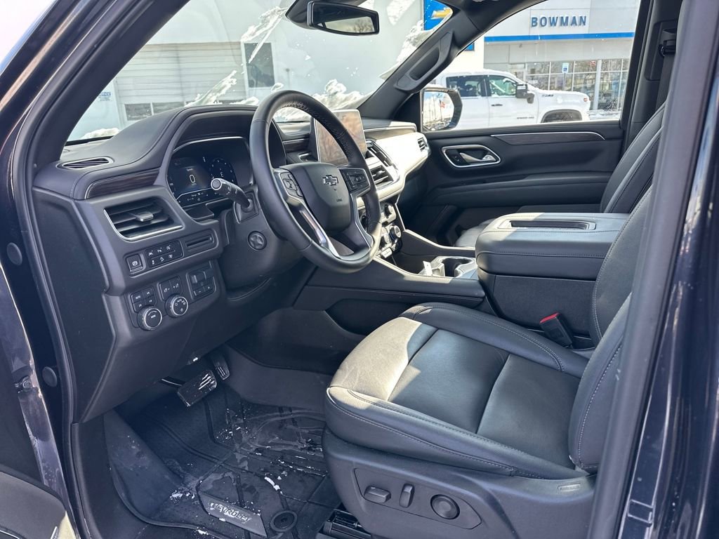 Used 2024 Chevrolet Tahoe Z71 w/ Luxury Package image 12