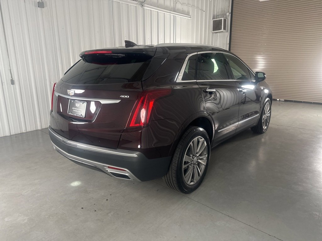Used 2021 Cadillac XT5 Premium Luxury image 5