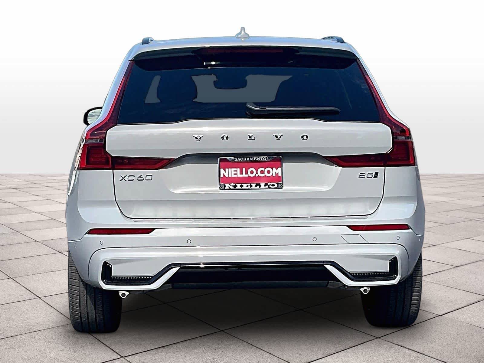 New 2026 Volvo XC60 B5 Ultra w/ Climate Package AWD/4WD image 6