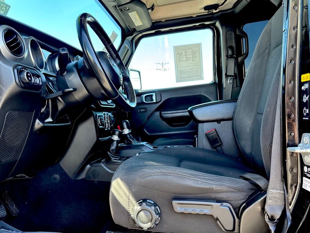 Used 2022 Jeep Gladiator Sport image 27