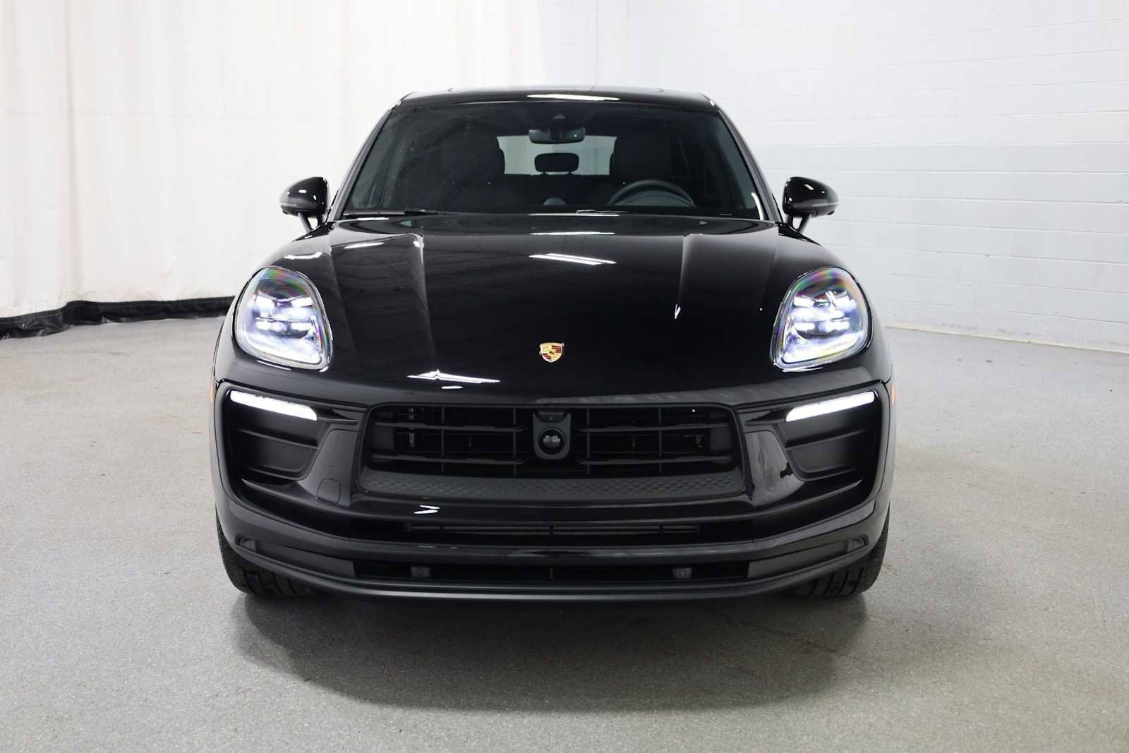 New 2026 Porsche Macan image 15