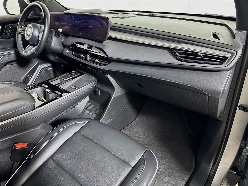 Certified 2025 Buick Enclave Preferred image 29