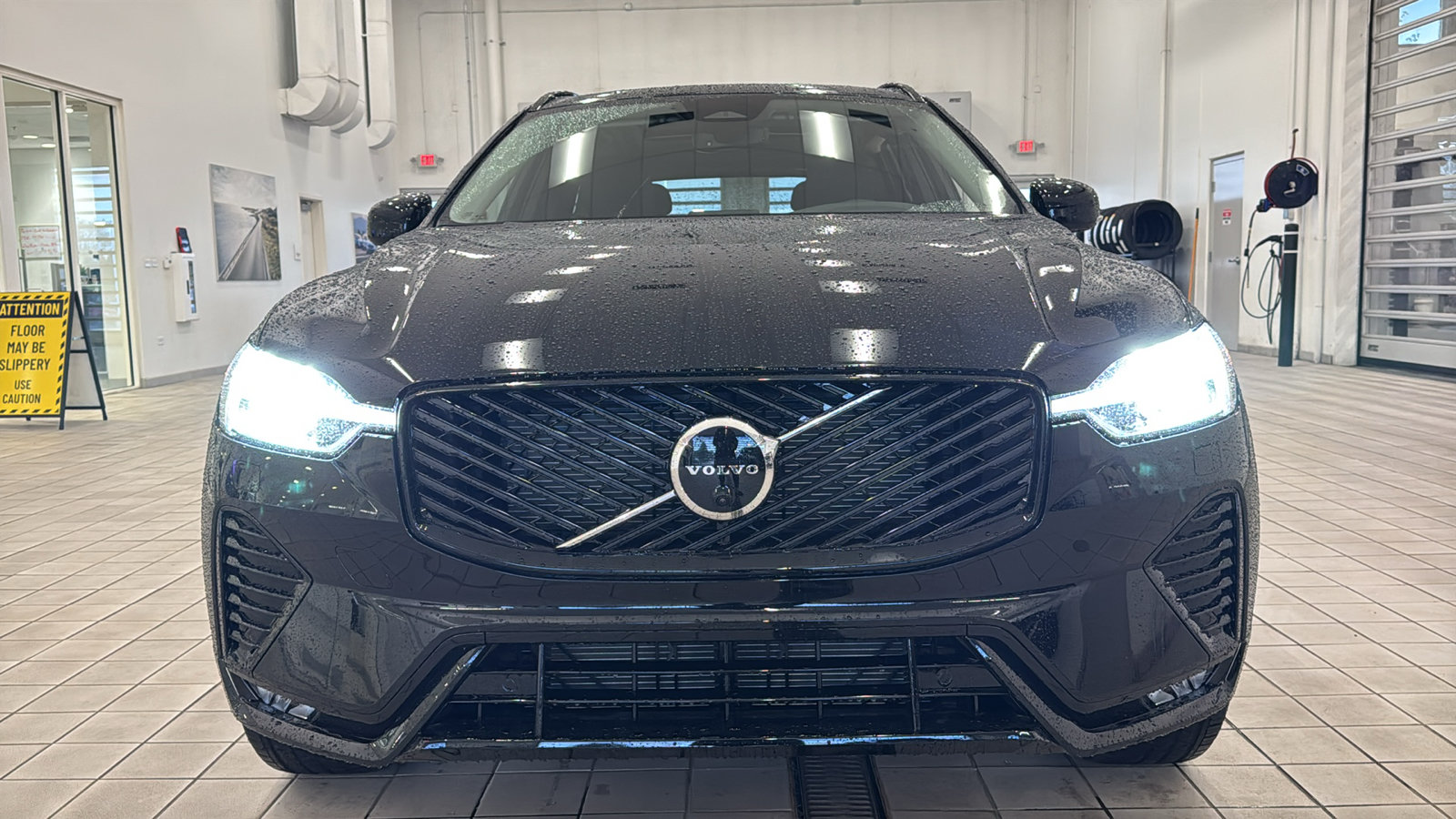 New 2026 Volvo XC60 B5 Plus w/ Climate Package AWD/4WD image 10