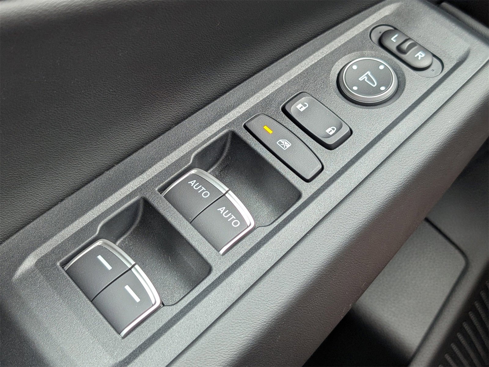 Used 2025 Honda Accord SE image 21