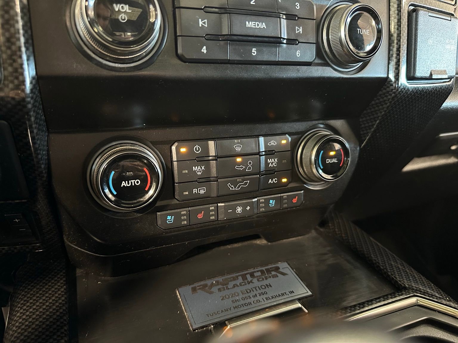 Used 2020 Ford F150 Raptor w/ Equipment Group 802A Luxury AWD/4WD image 34