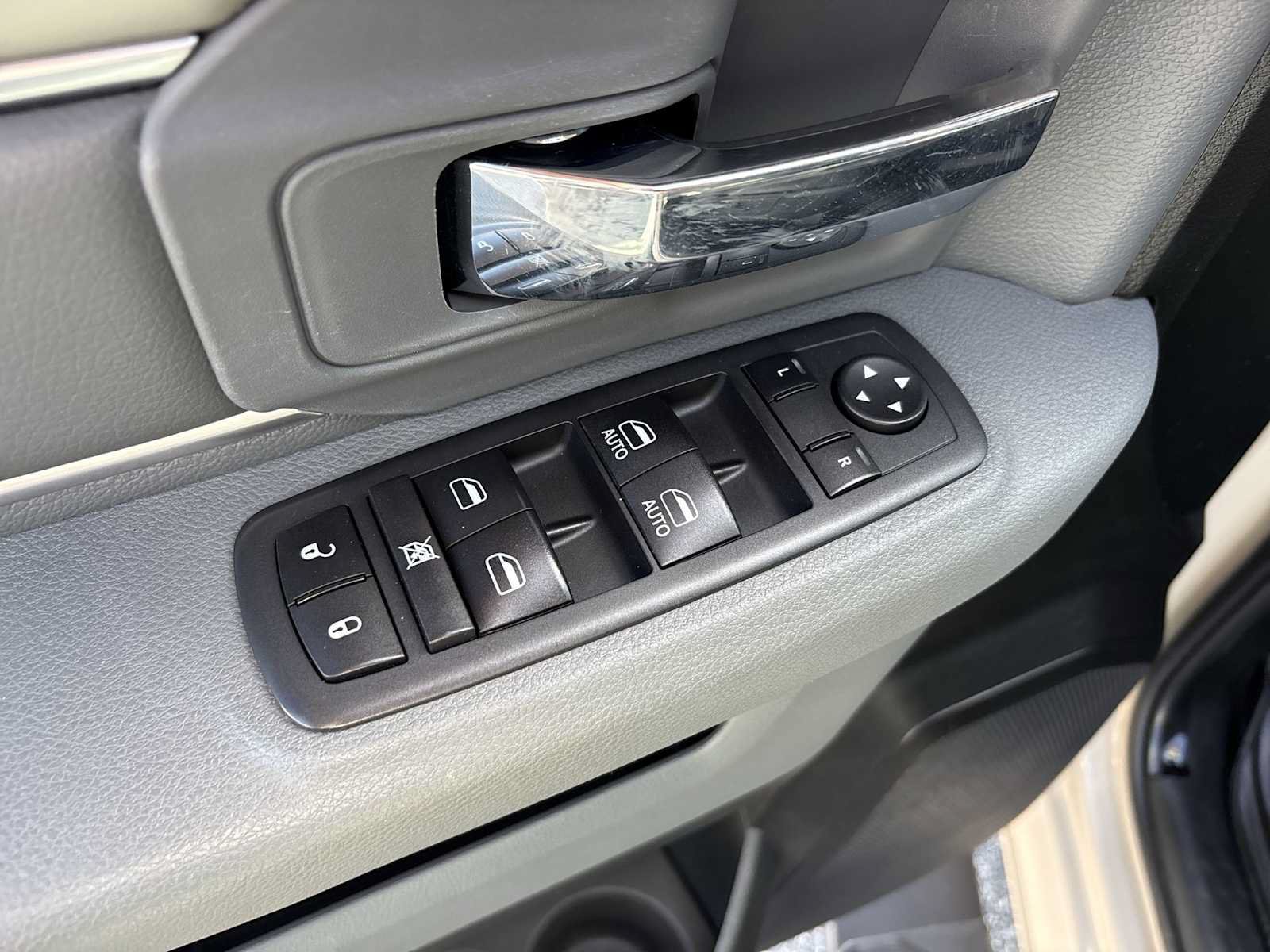 Used 2019 RAM 1500 Warlock w/ Electronics Group AWD/4WD image 20