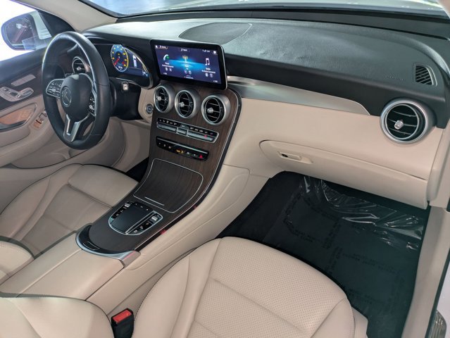 Used 2021 Mercedes-Benz GLC 300 4MATIC image 21