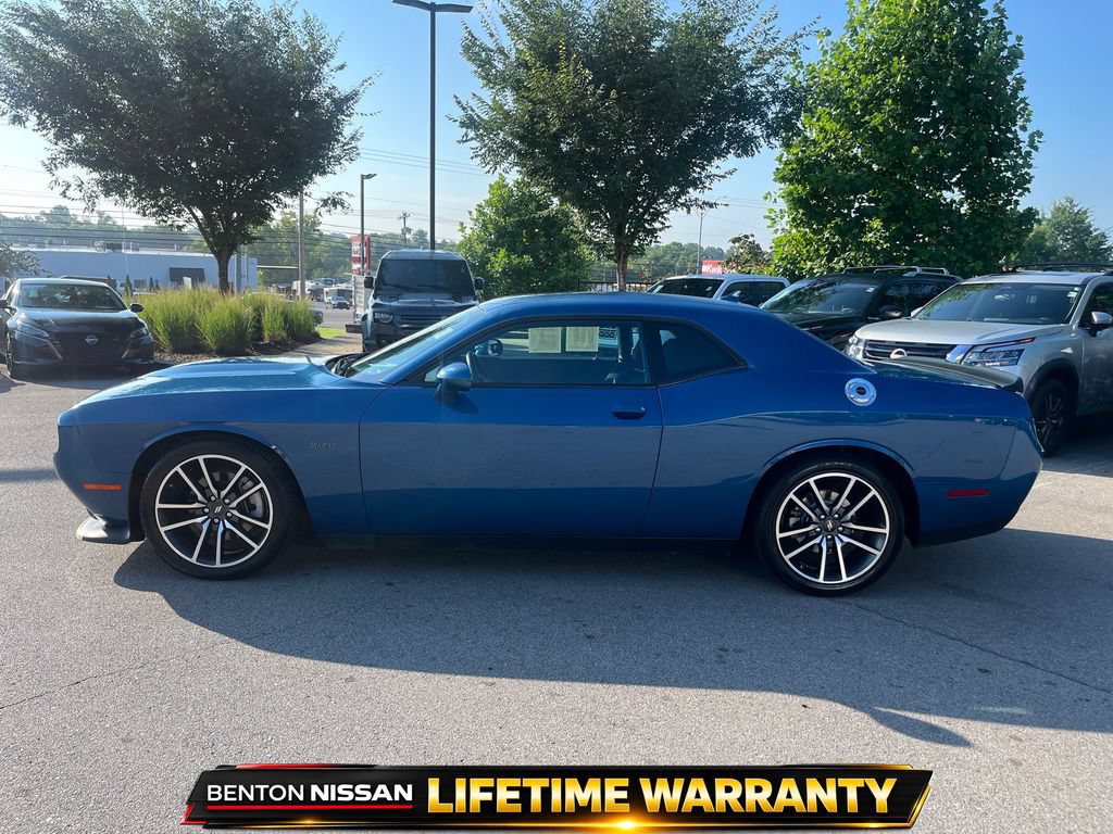 Used 2023 Dodge Challenger R/T RWD image 7