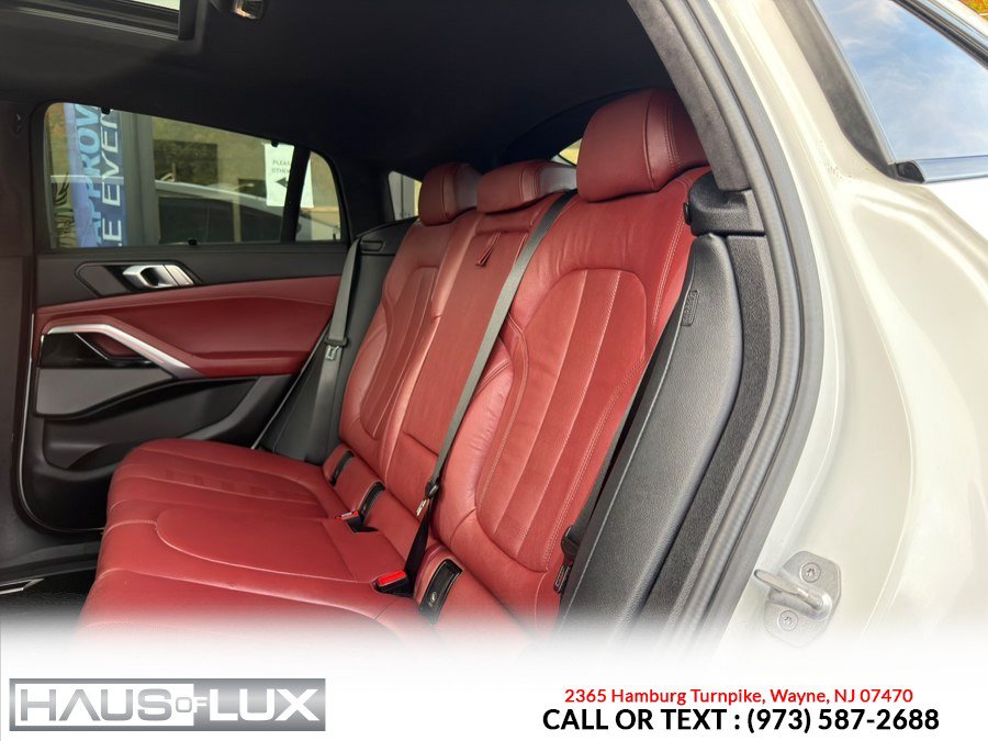 Used 2021 BMW X6 M50i w/ Executive Package AWD/4WD image 13