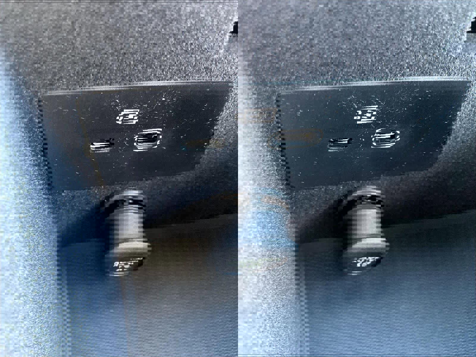 New 2026 Volvo XC90 T8 Plus w/ Protection Package Premier image 23