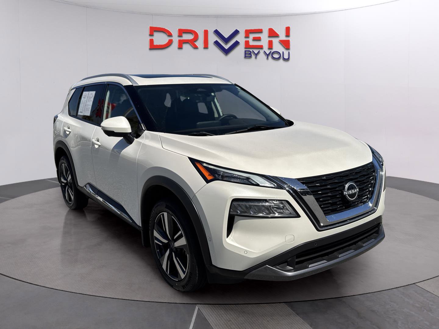 Used 2023 Nissan Rogue SL w/ SL Premium Package FWD image 8