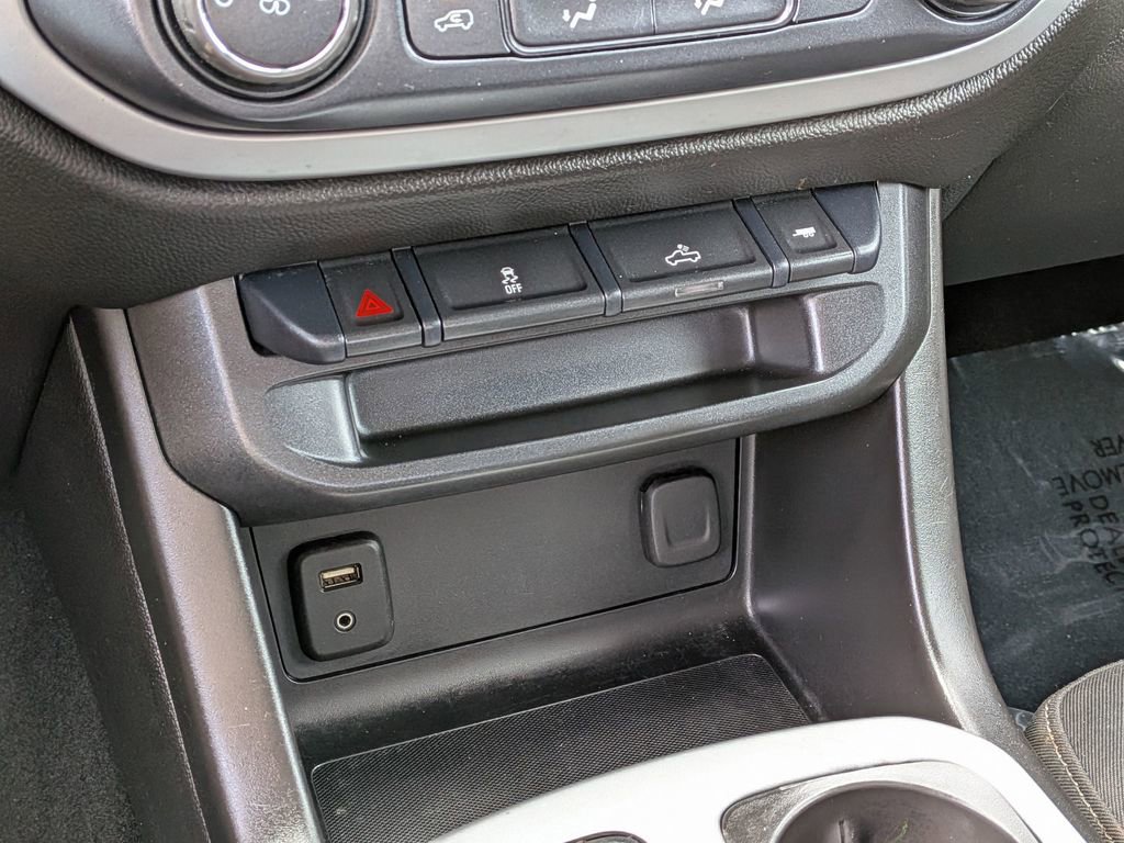 Used 2018 Chevrolet Colorado LT RWD image 18