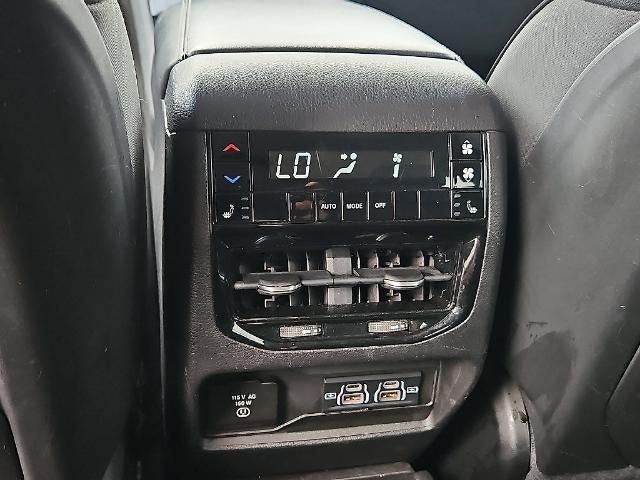 Used 2022 Jeep Grand Cherokee L Limited RWD image 21