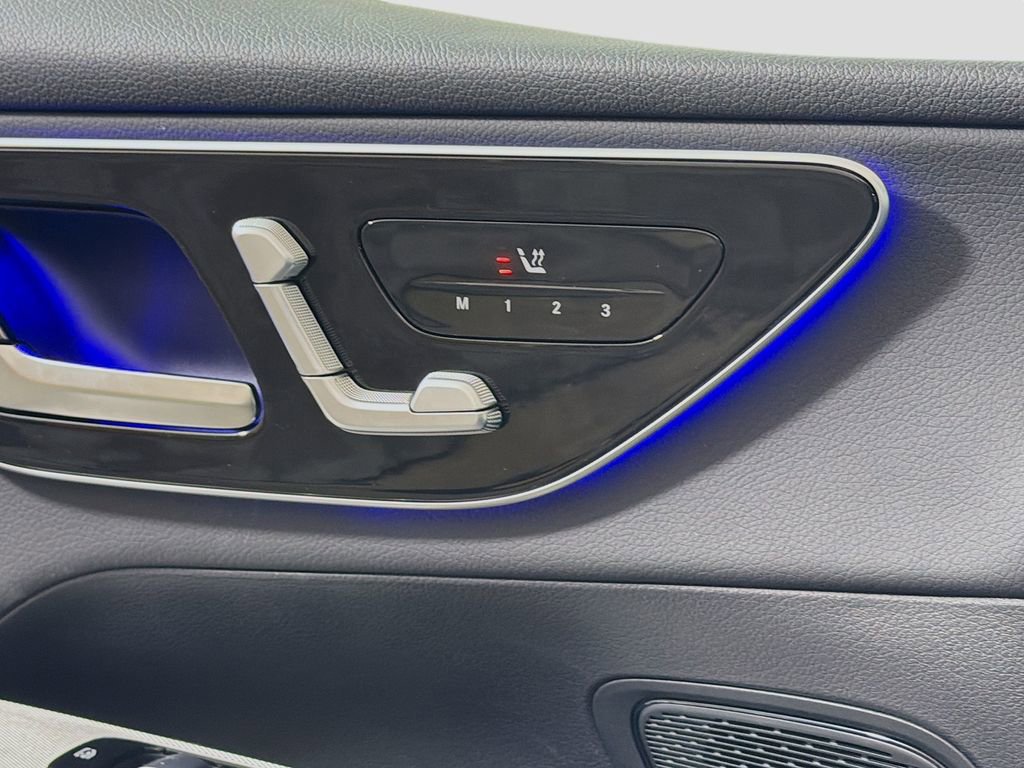 Used 2026 Mercedes-Benz GLC 300 4MATIC image 23