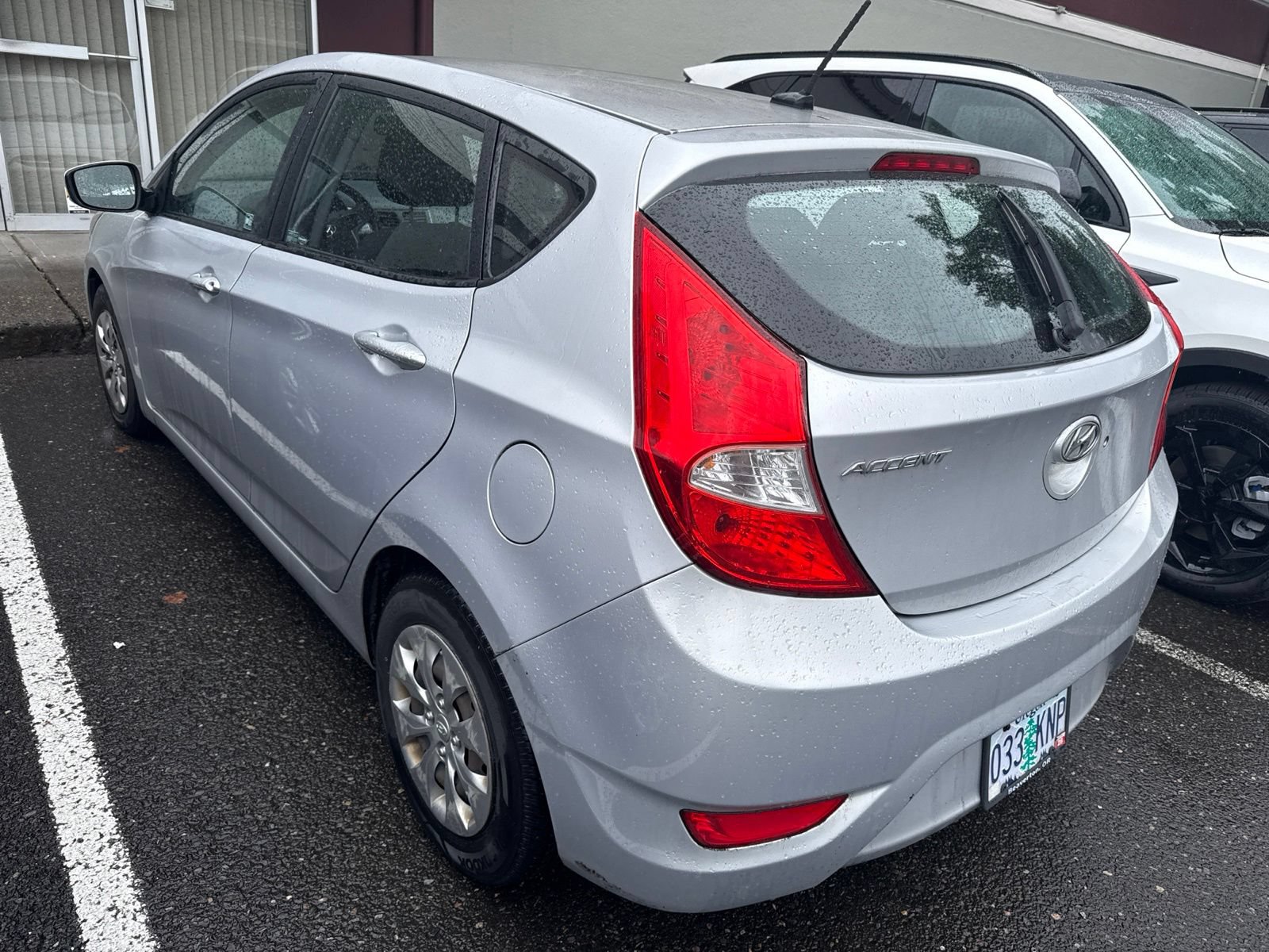 Used 2016 Hyundai Accent SE FWD image 4