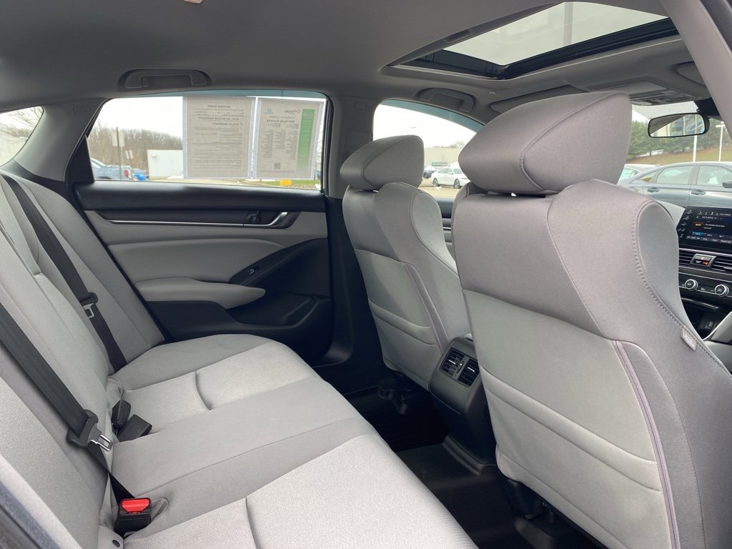 Used 2019 Honda Accord EX image 13