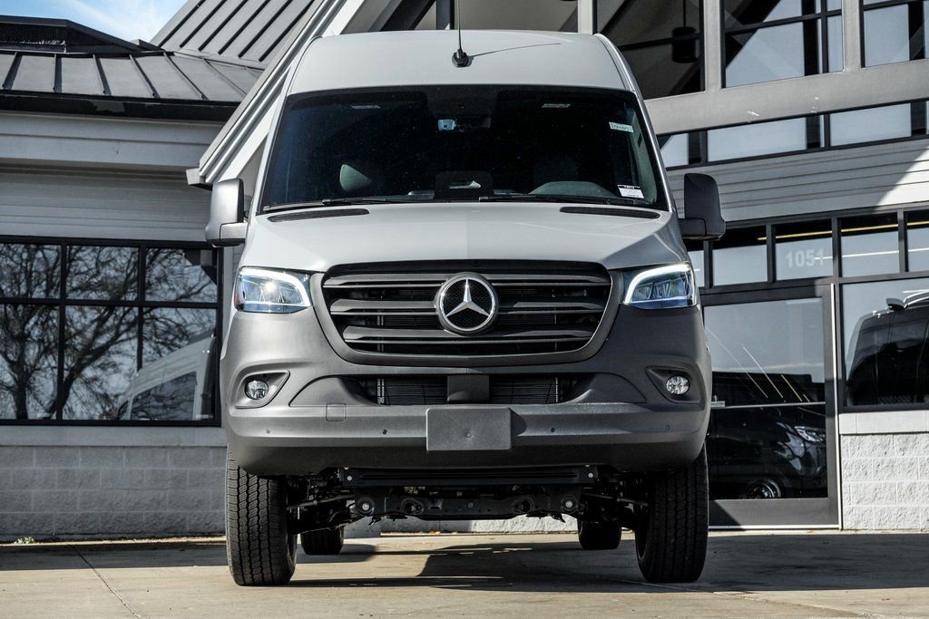 New 2025 Mercedes-Benz Sprinter 2500 image 5