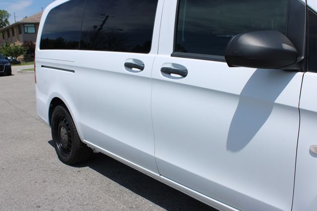 Used 2017 Mercedes-Benz Metris Passenger image 45