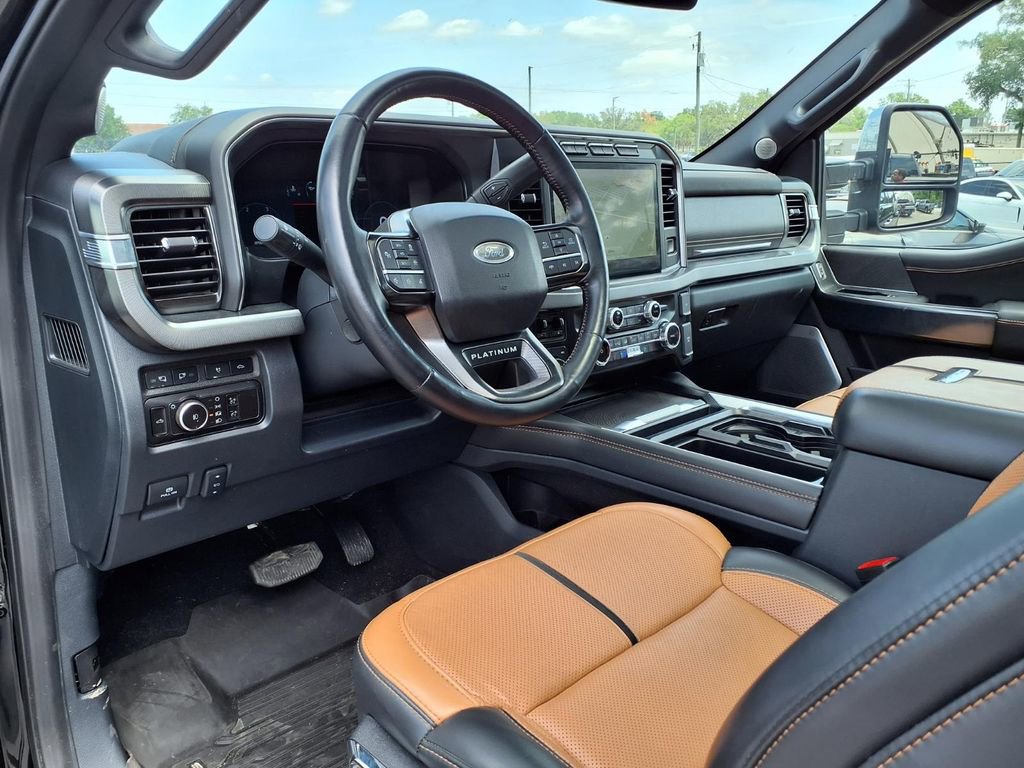 Used 2023 Ford F250 Platinum AWD/4WD image 23