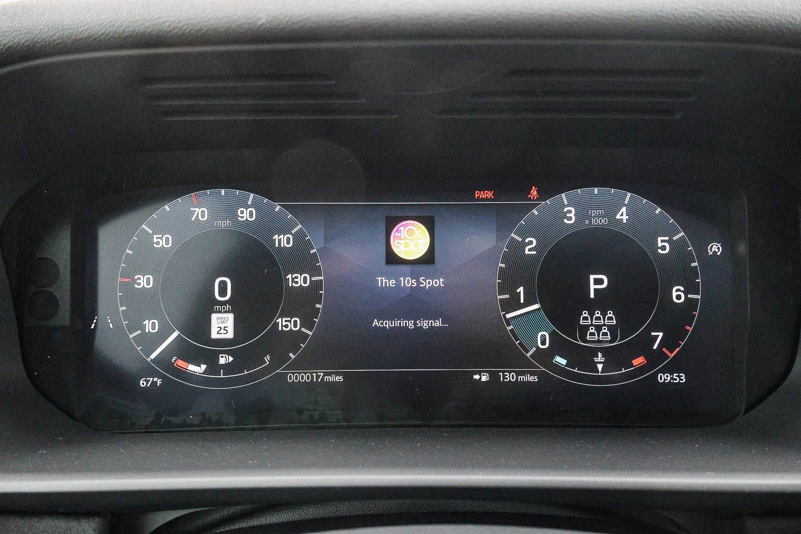 New 2026 Land Rover Discovery S image 34