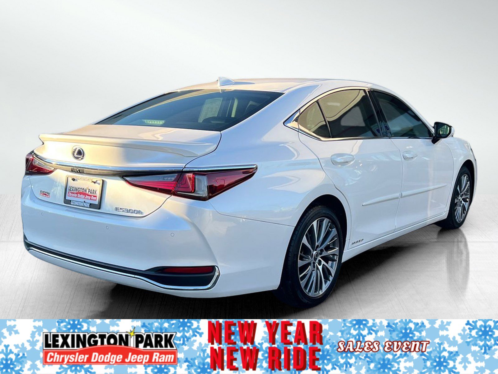 Used 2020 Lexus ES 300h ES 300h image 8