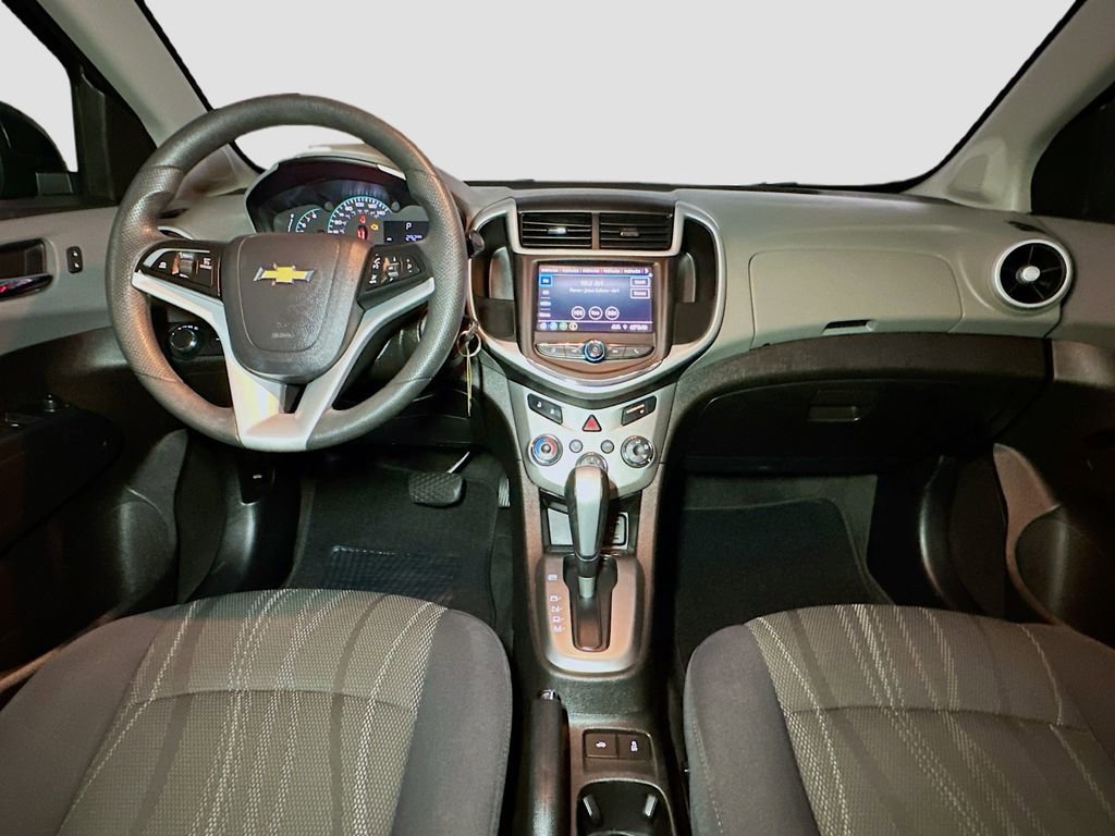 Used 2020 Chevrolet Sonic LT FWD image 9