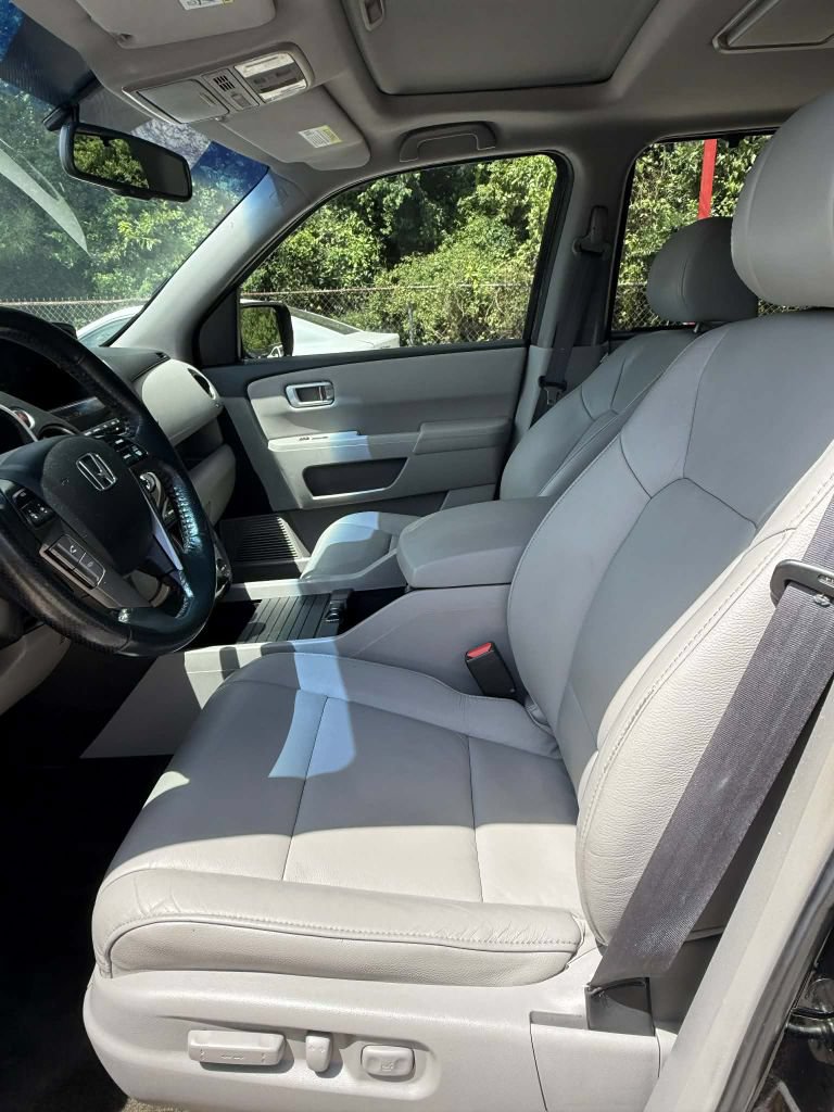 Used 2015 Honda Pilot Touring image 9