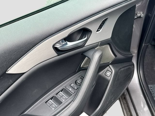 Used 2025 Acura TLX w/ Technology Package FWD image 24