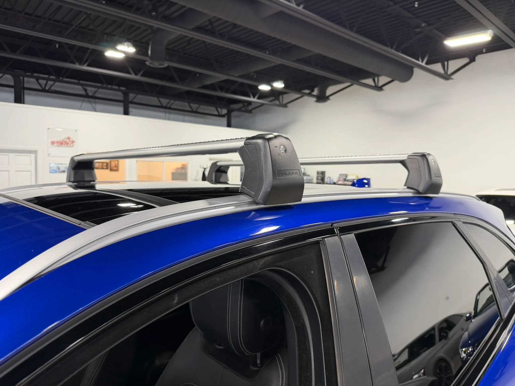 Used 2018 Jaguar F-PACE R-Sport AWD/4WD image 28