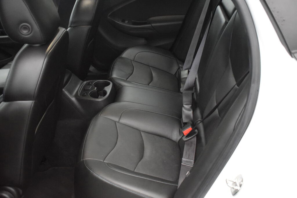 Used 2017 Chevrolet Volt Premier w/ Driver Confidence II Package image 27