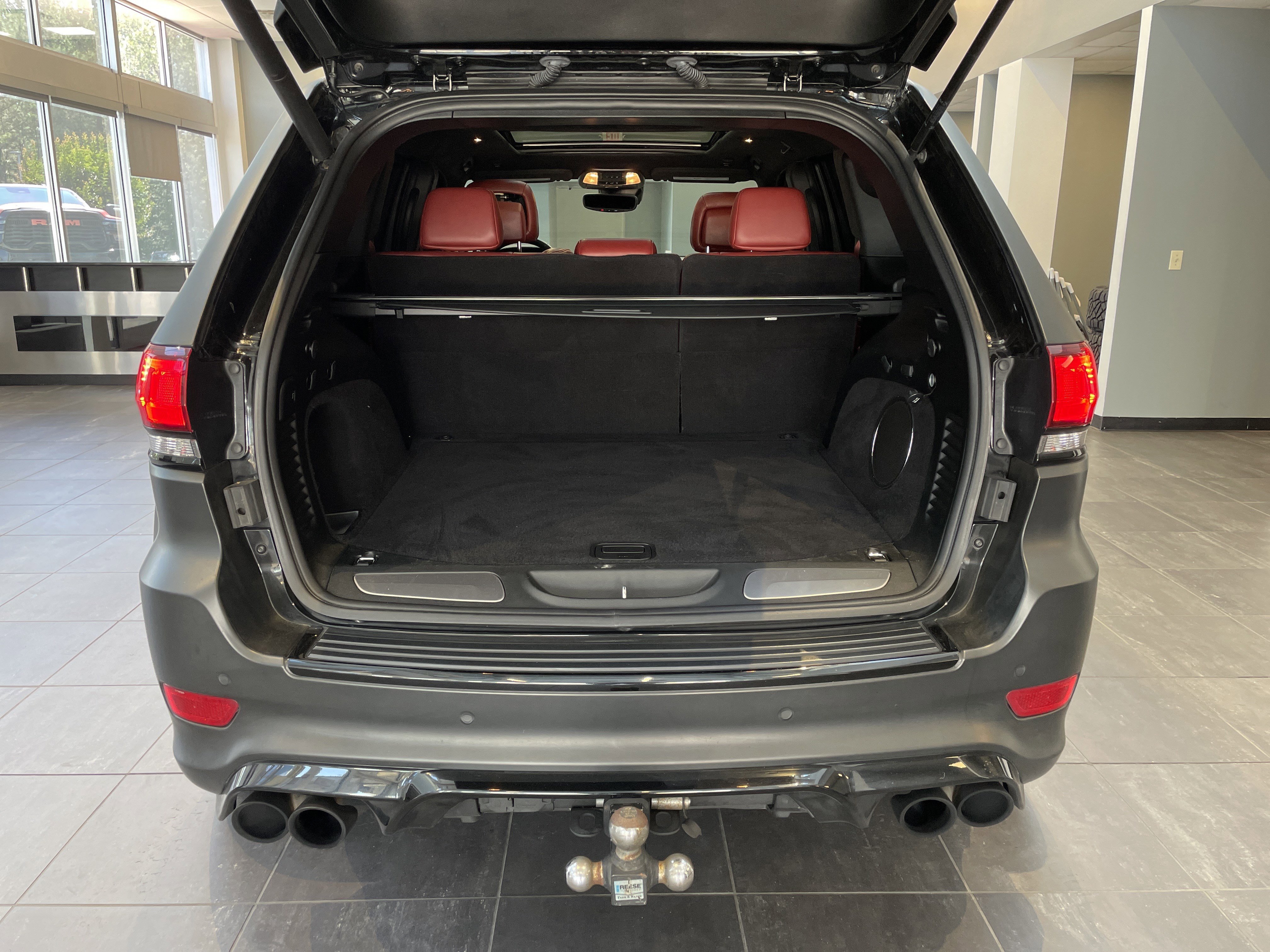 Used 2018 Jeep Grand Cherokee Trackhawk AWD/4WD image 37