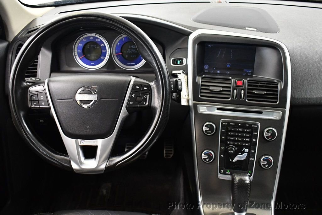 Used 2012 Volvo XC60 T6 R-Design image 28