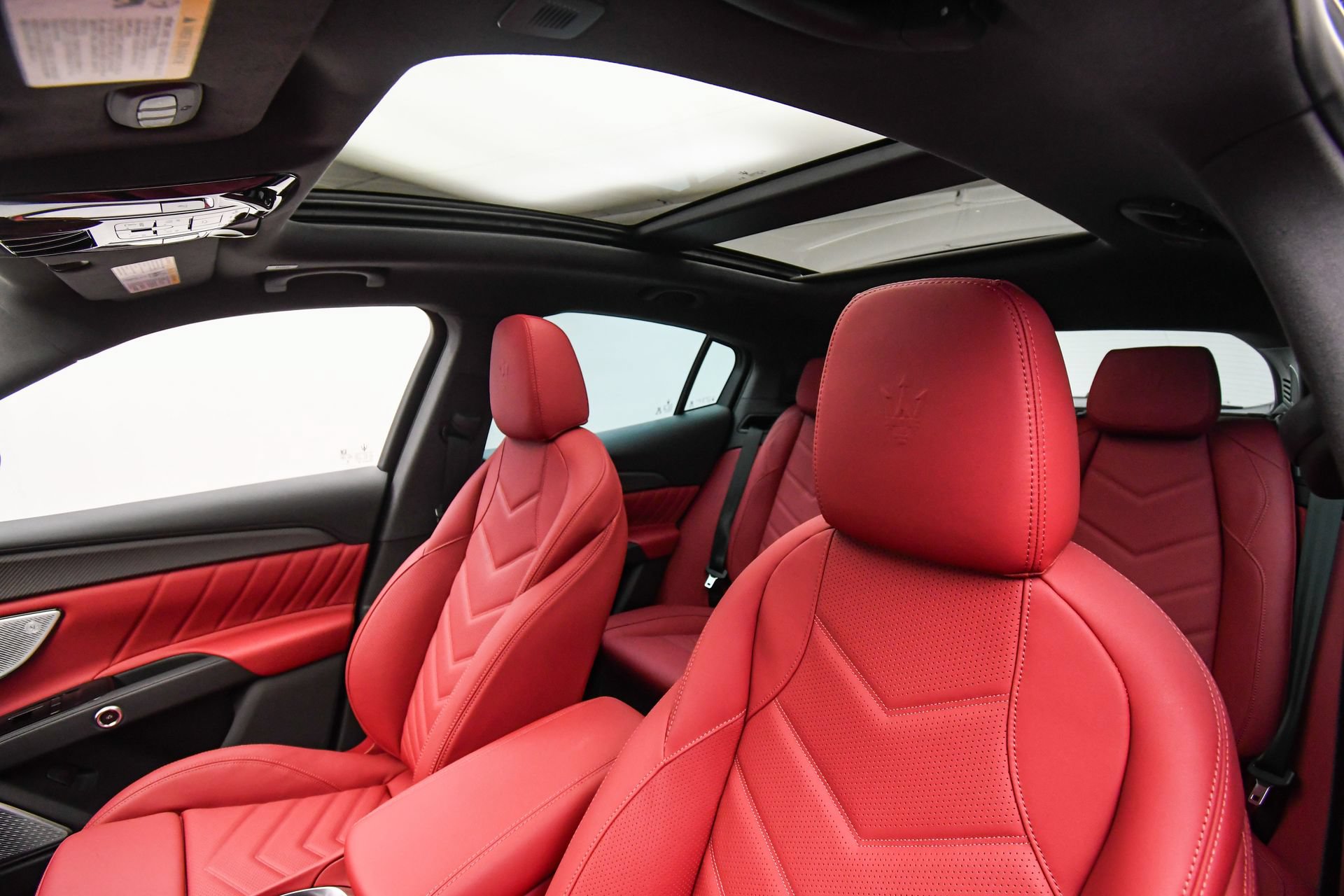 Used 2025 Maserati Grecale Modena AWD/4WD image 50