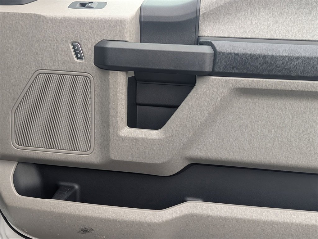 Used 2019 Ford F250 XL w/ Power Equipment Group image 25