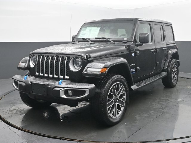Used 2023 Jeep Wrangler Unlimited Sahara w/ Cold Weather Group